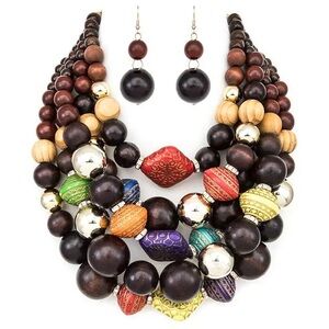 Private Label Red and Green Beaded Necklace